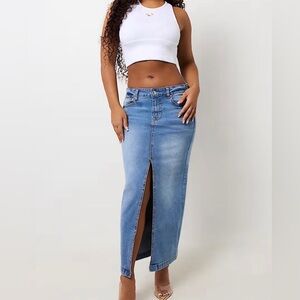 True Religion maxi front split stretch skirt medium wash size 28